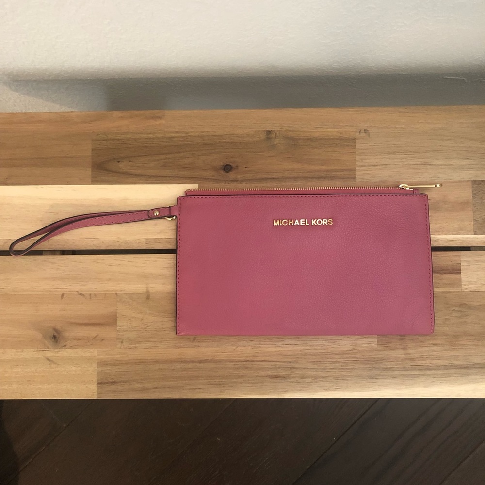 Michael Kors Clutch